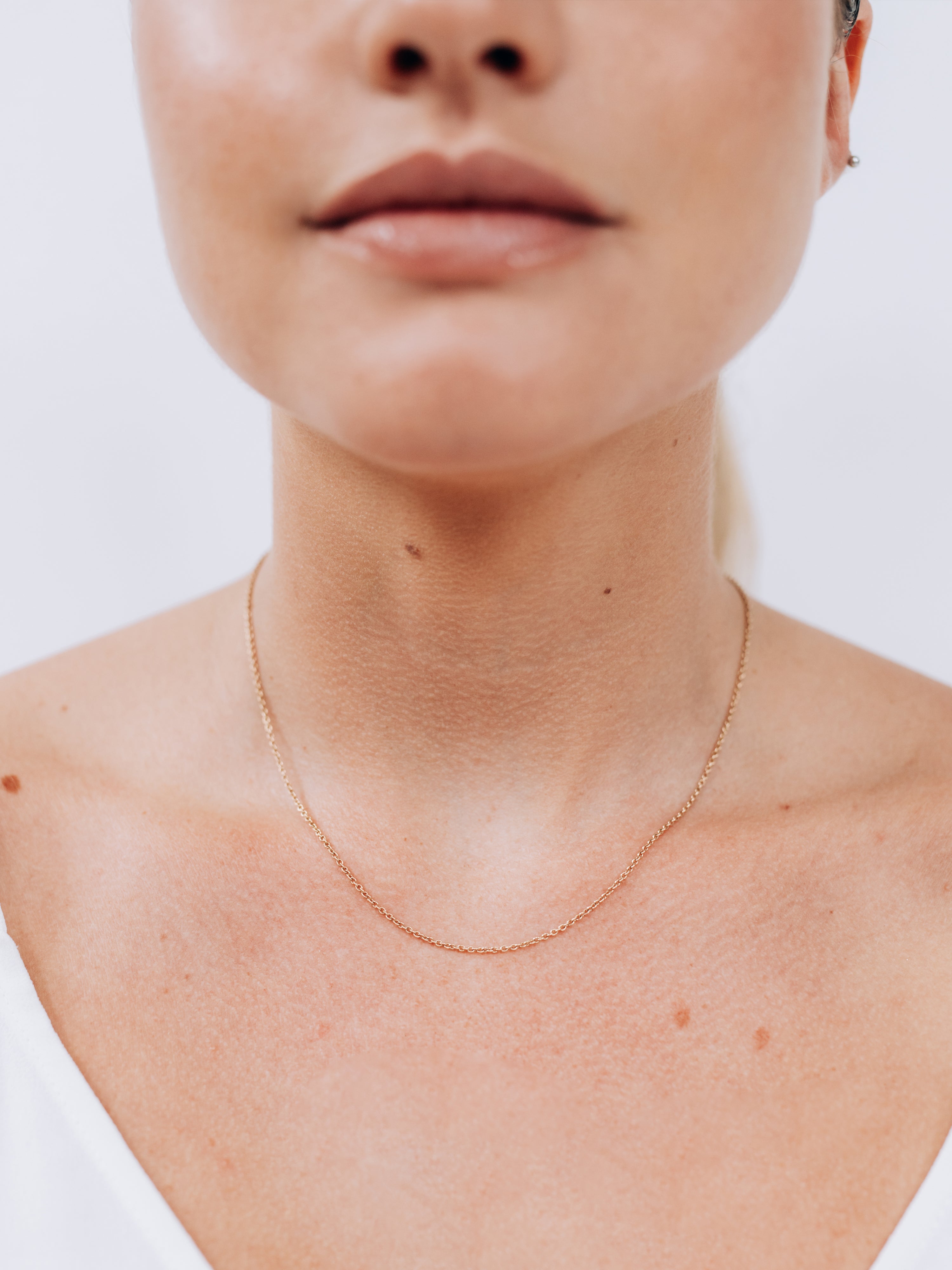 Gold chain under 3000 hot sale
