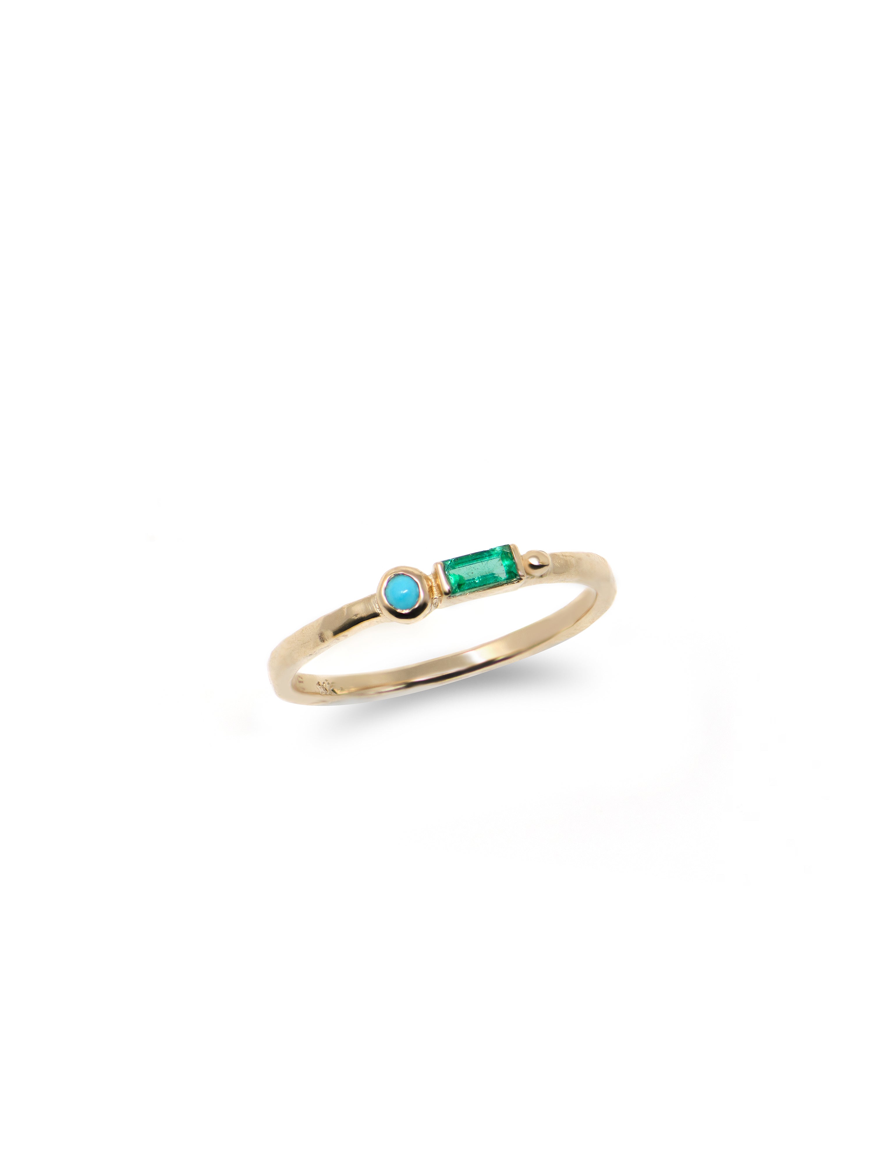 Cléo Baguette Stackable Ring