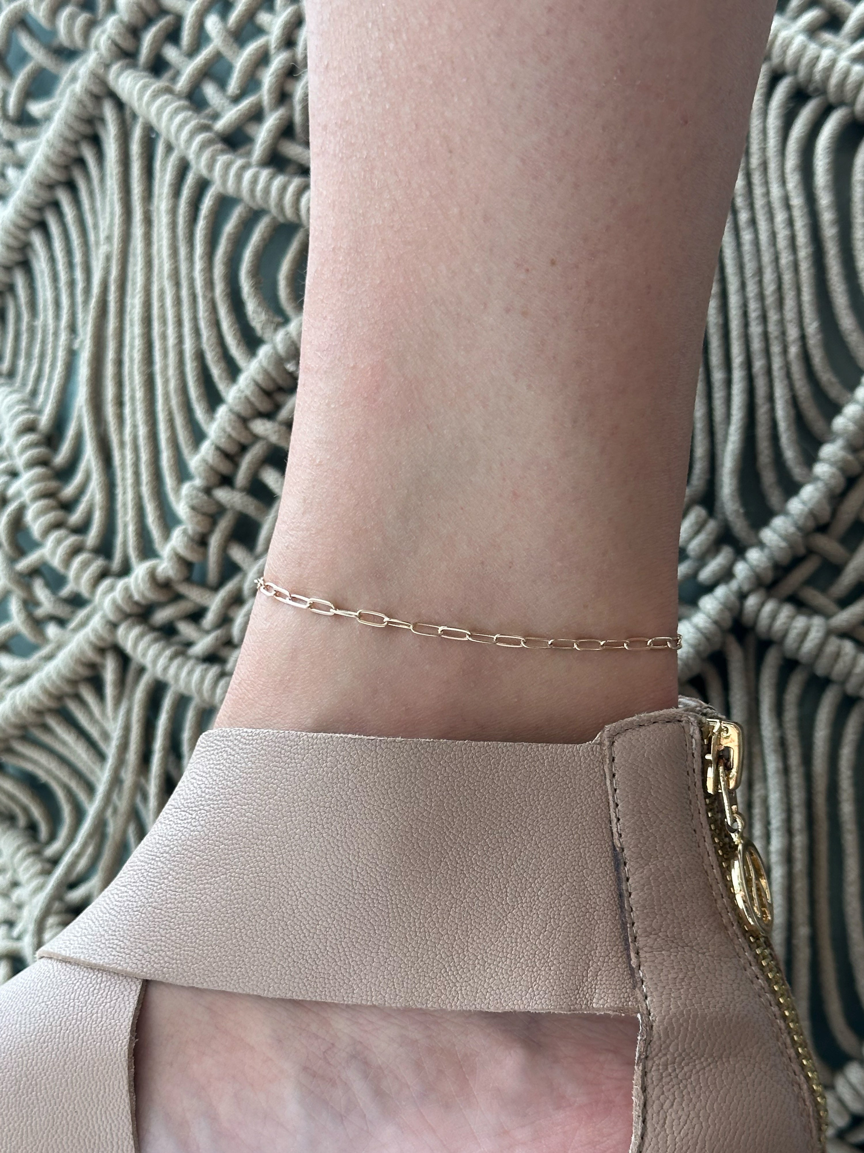 Classique Medium Paper Clip Anklet